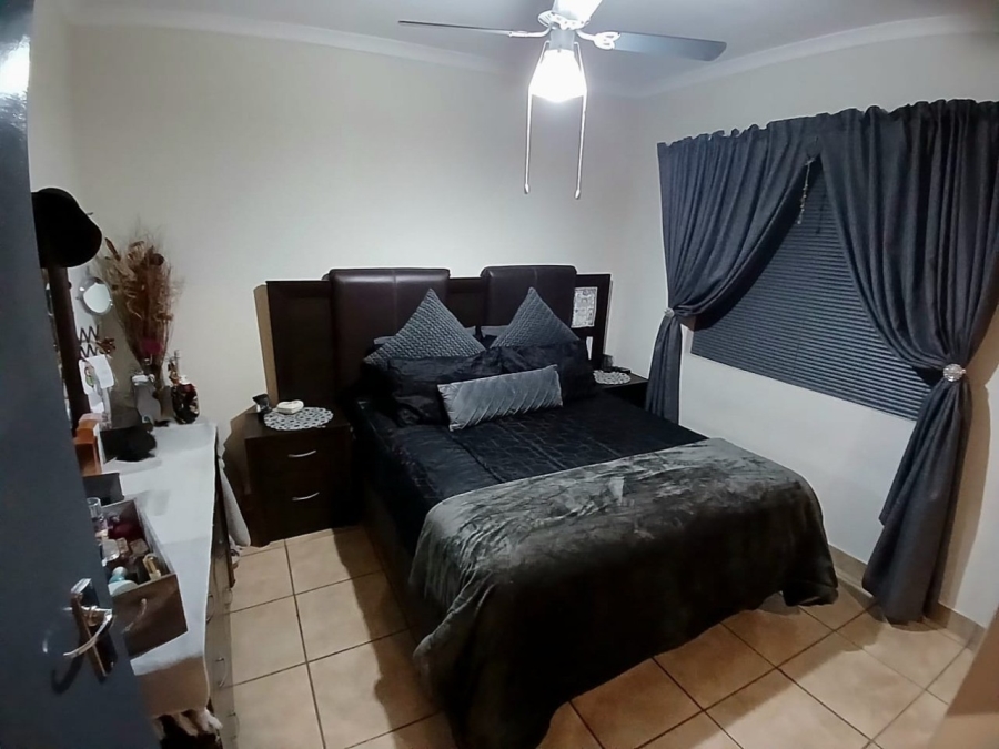 To Let 3 Bedroom Property for Rent in Waterkloof North West